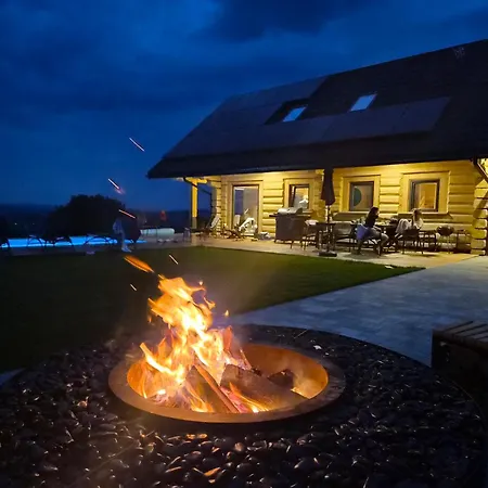 Royal Zloty Gron Villa